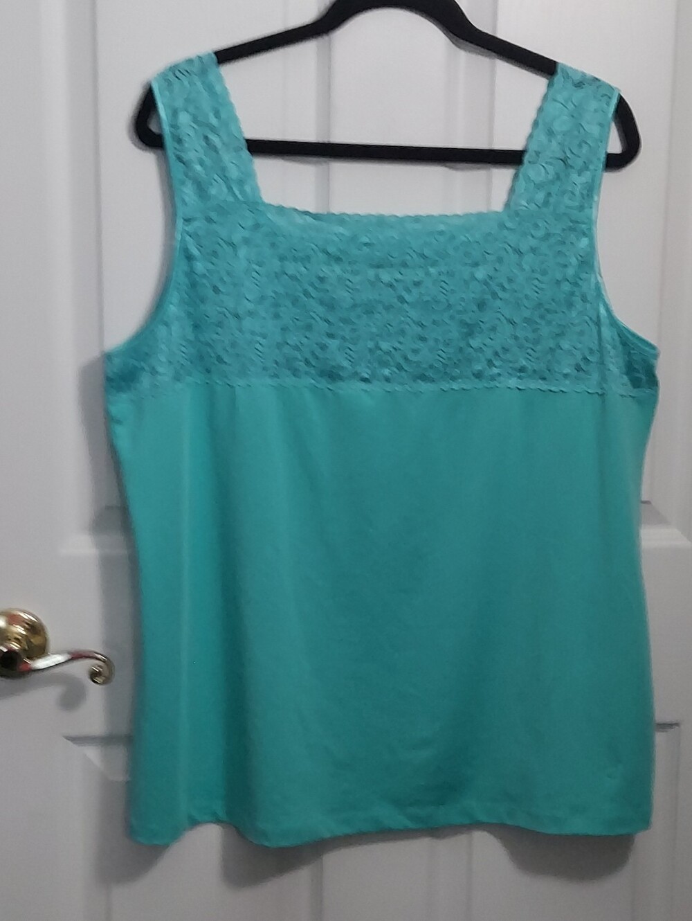 Tourquoise Layering Top C J BANKS